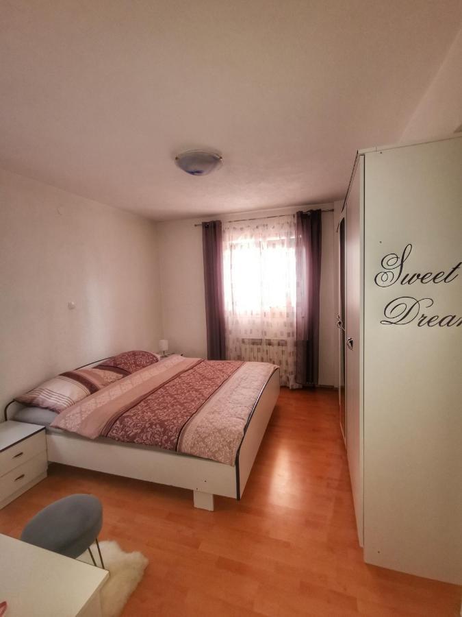 Apartment Bellavita Senj Сень Екстер'єр фото