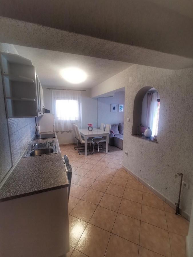 Apartment Bellavita Senj Сень Екстер'єр фото