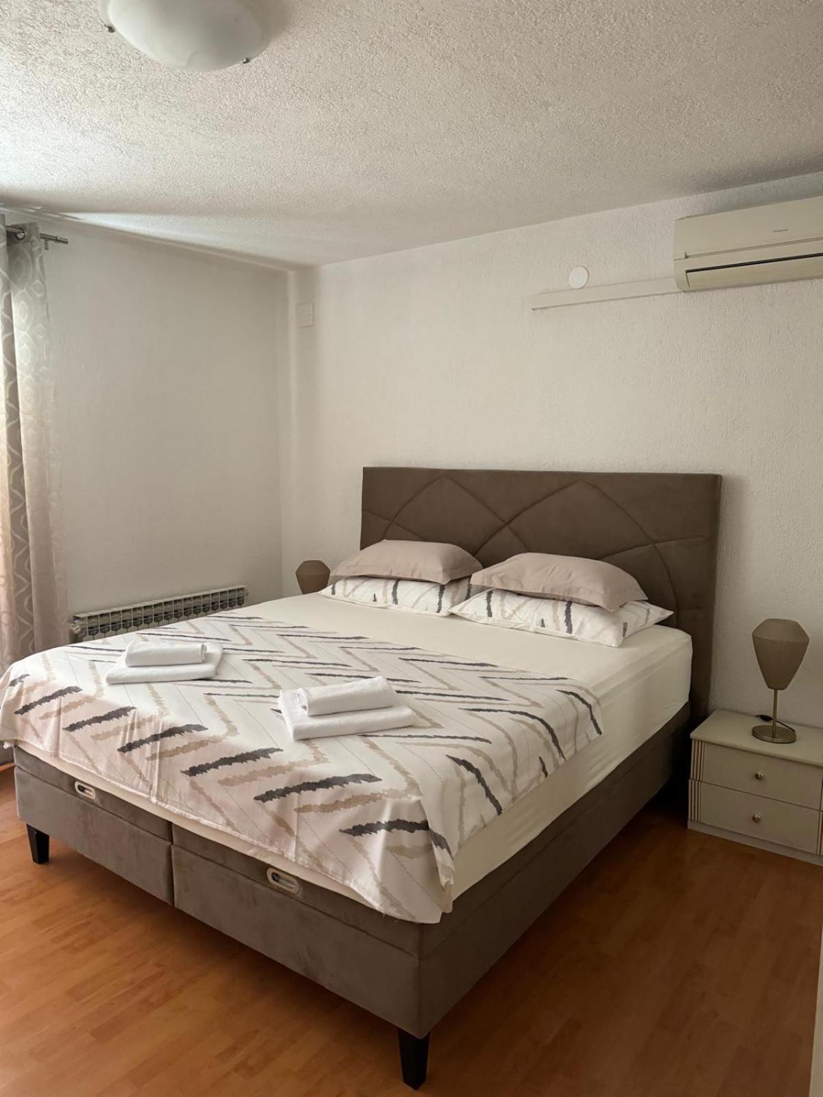 Apartment Bellavita Senj Сень Екстер'єр фото